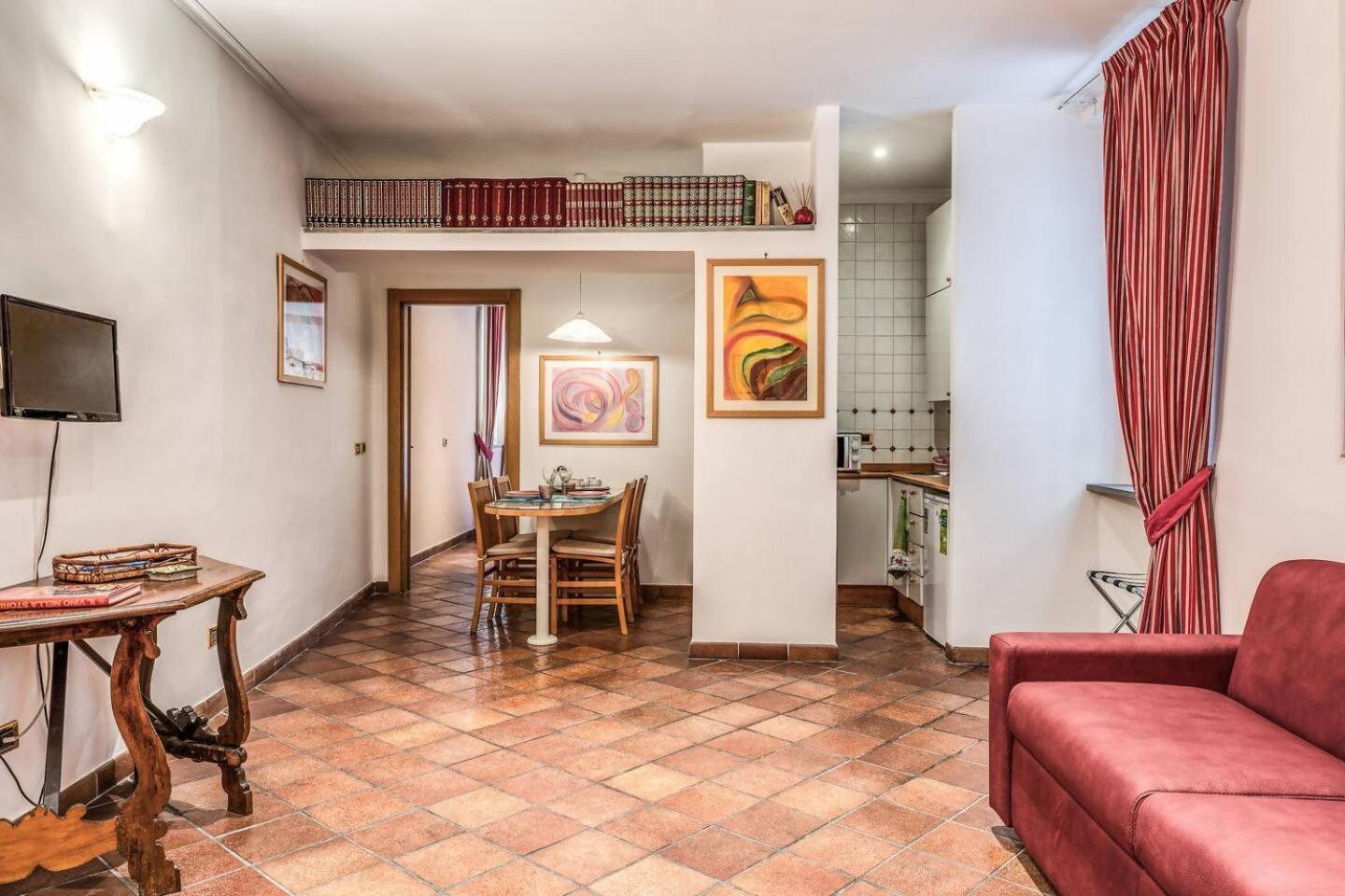 דירות רומא Cozy Flat In Trevi Fountain מראה חיצוני תמונה