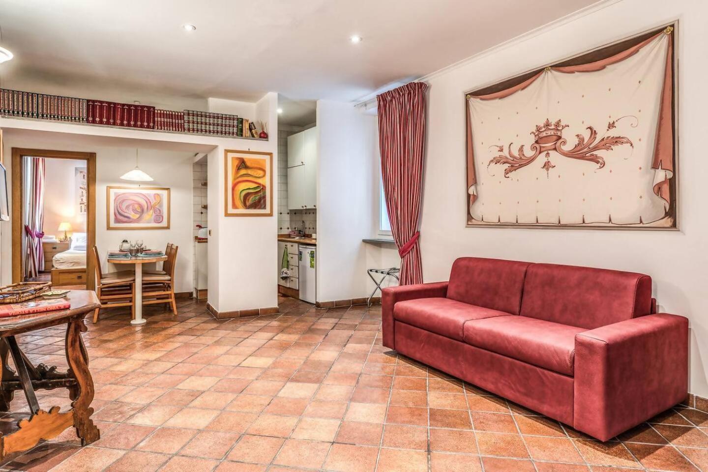 דירות רומא Cozy Flat In Trevi Fountain מראה חיצוני תמונה