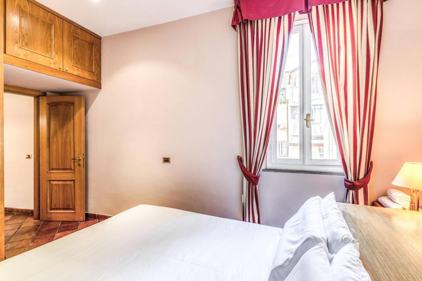 דירות רומא Cozy Flat In Trevi Fountain מראה חיצוני תמונה