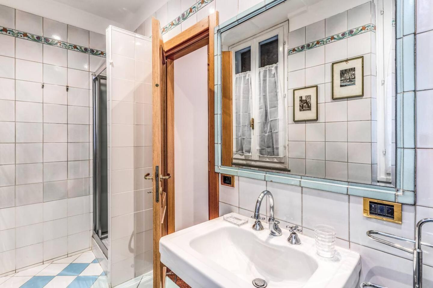 דירות רומא Cozy Flat In Trevi Fountain מראה חיצוני תמונה