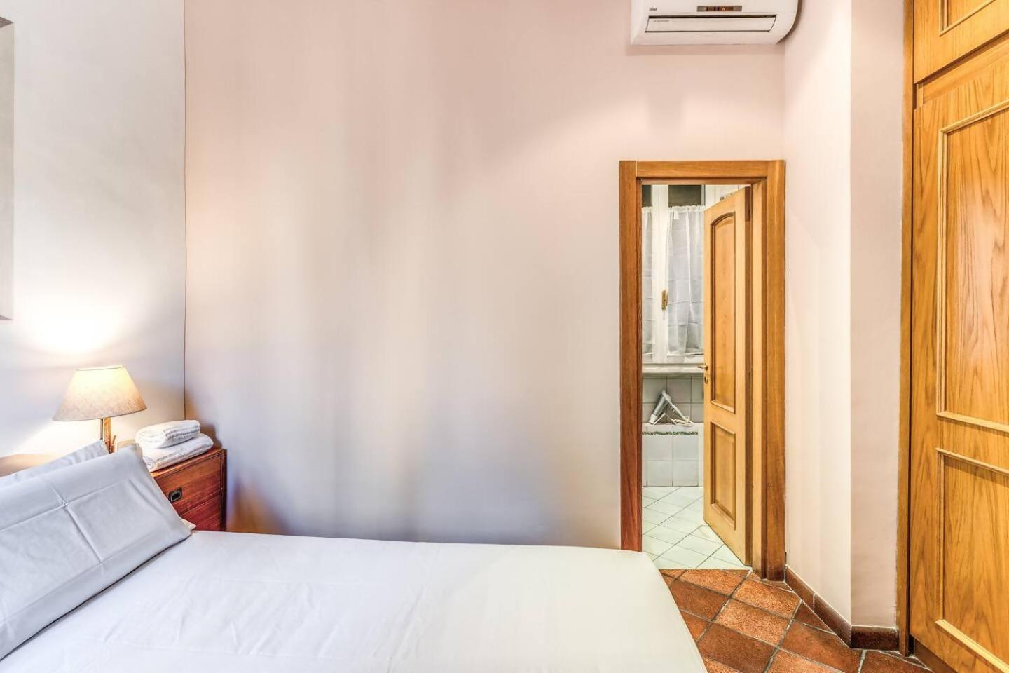דירות רומא Cozy Flat In Trevi Fountain מראה חיצוני תמונה